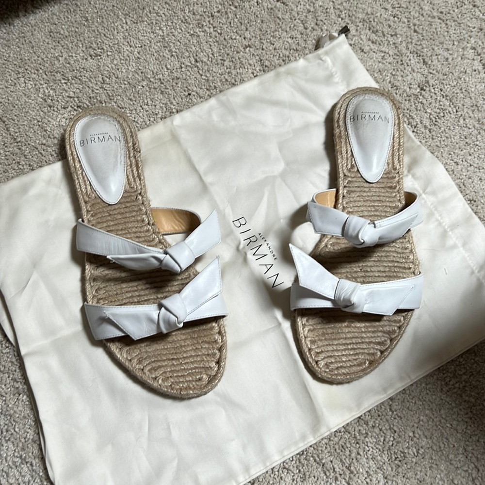 Alexandre Birman Clarita Braided White Flat sandals